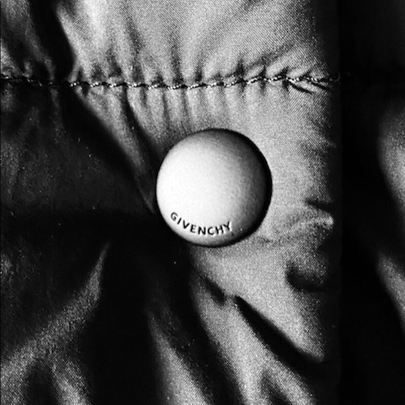 ▪️SALE▪️Brand new GIVENCHY Puffer Jacket with Hood. - Picture 3 of 6